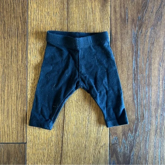 Newborn Girl Mixed Brand Bundle - Picture 8 of 16